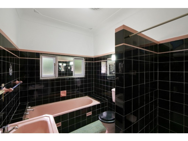 49 George Street, East Gosford NSW 2250