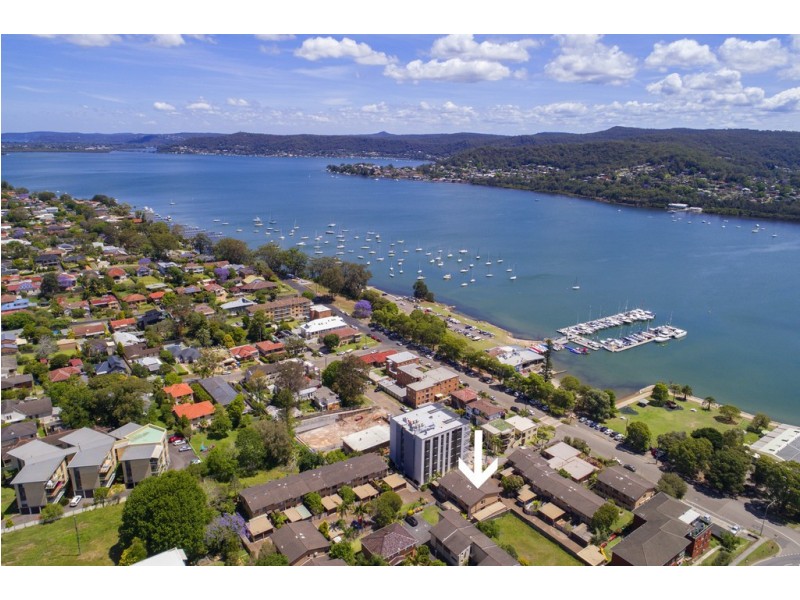 13/15 Lynn Avenue, Point Frederick NSW 2250