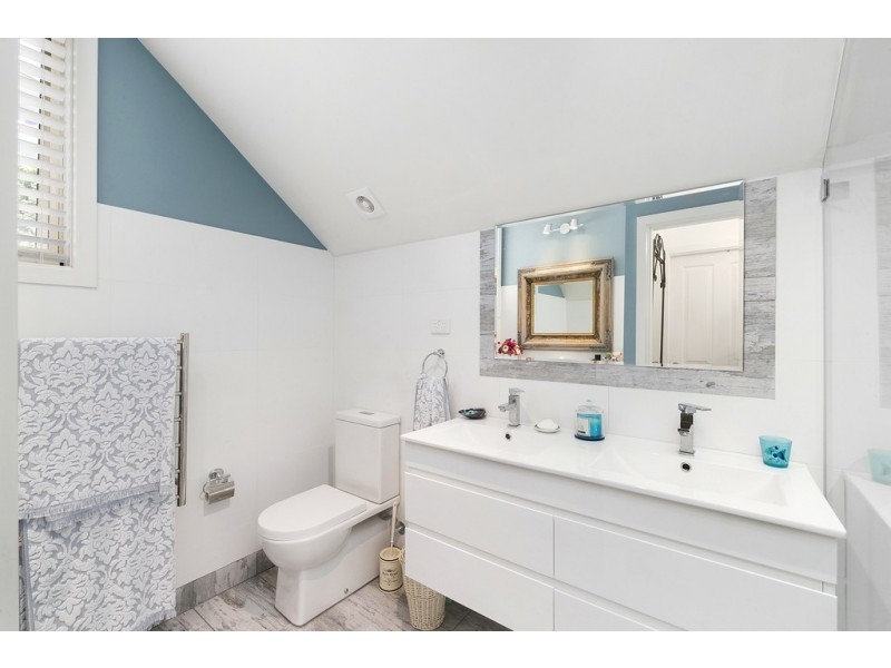 24 Horsfield Road, Horsfield Bay NSW 2256