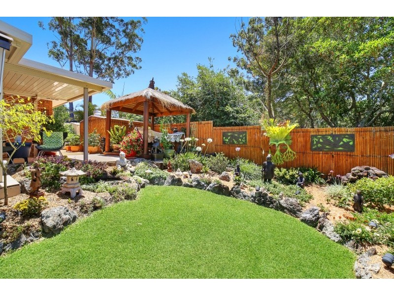 12 Greenlee Street, Green Point NSW 2251