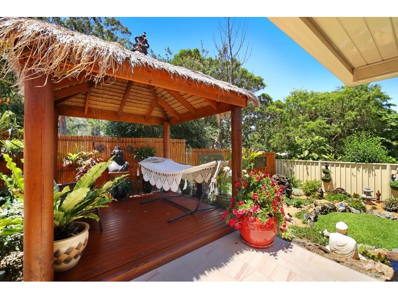 12 Greenlee Street, Green Point NSW 2251