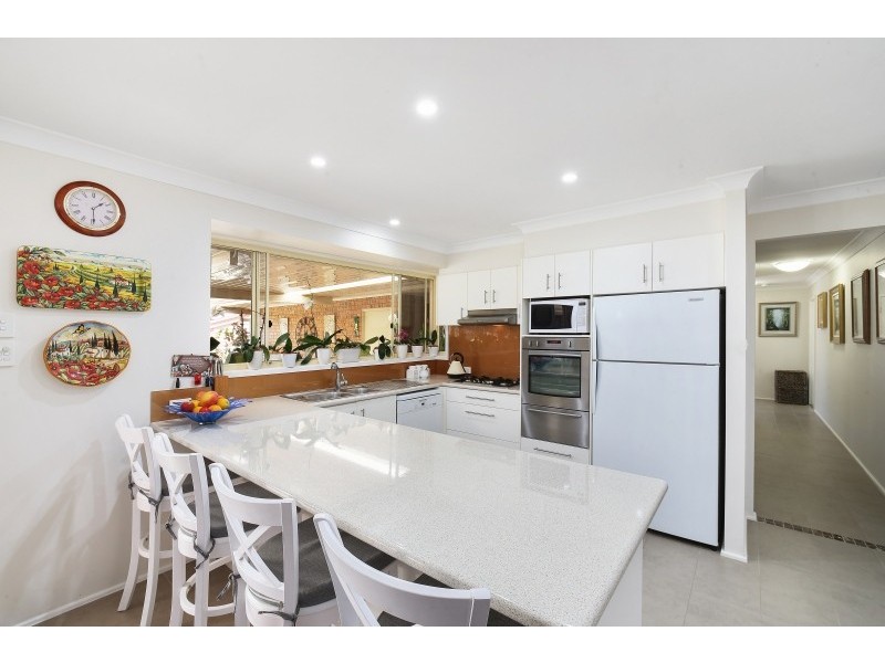 12 Greenlee Street, Green Point NSW 2251