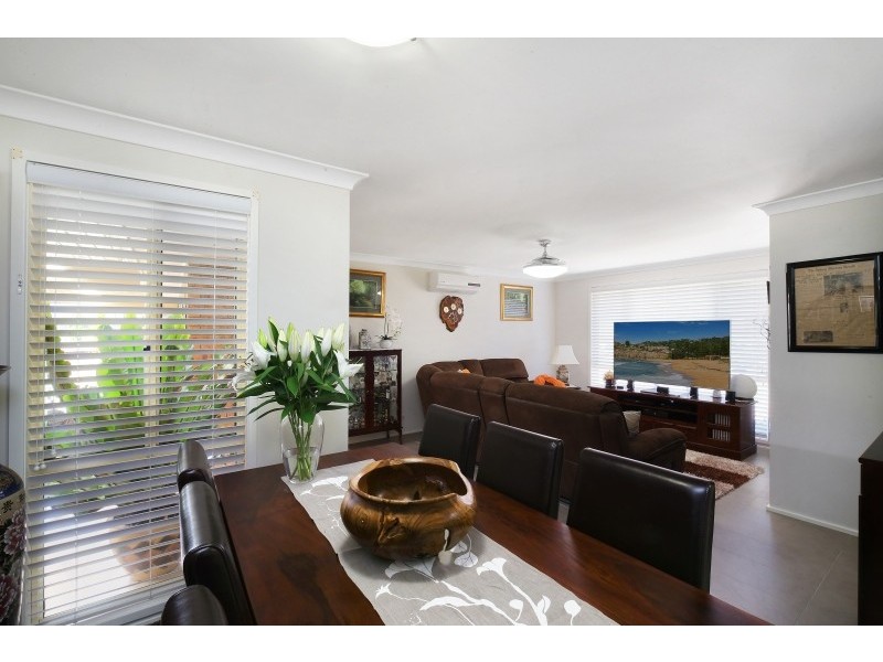 12 Greenlee Street, Green Point NSW 2251