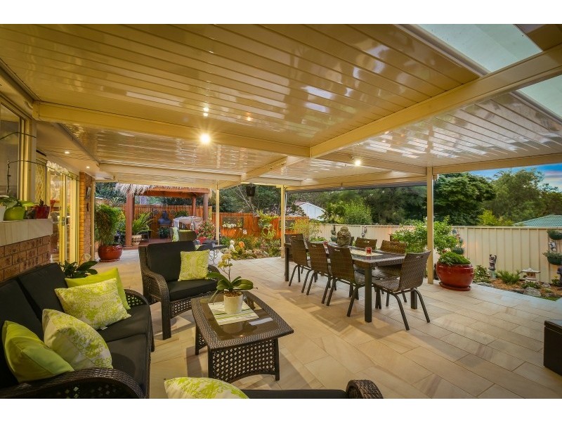 12 Greenlee Street, Green Point NSW 2251