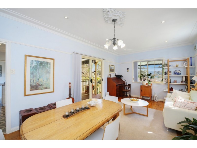 24 White Street, East Gosford NSW 2250