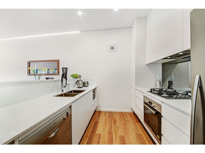 2/17 Brougham Street, East Gosford NSW 2250