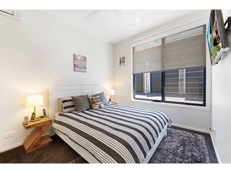2/17 Brougham Street, East Gosford NSW 2250