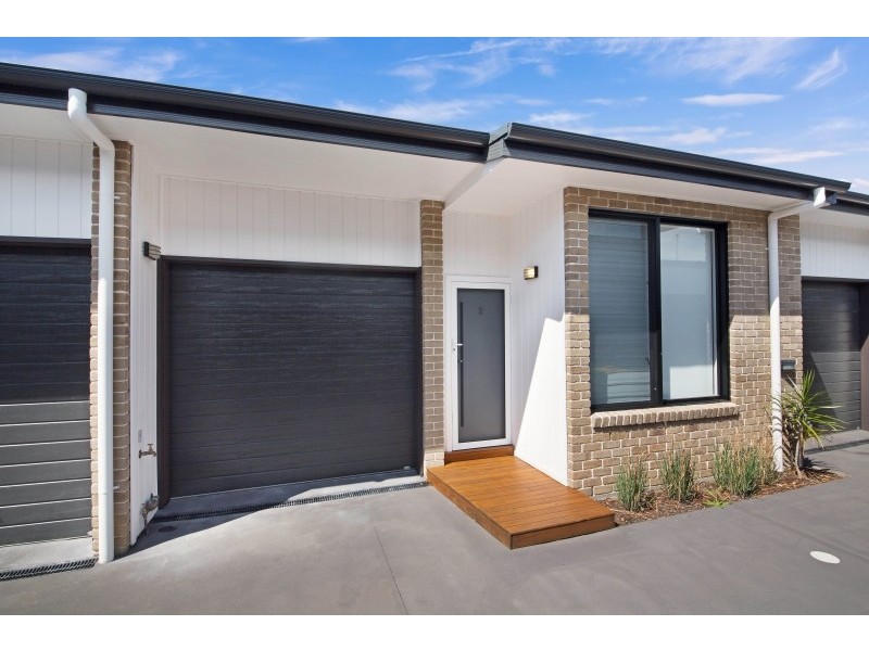 2/17 Brougham Street, East Gosford NSW 2250