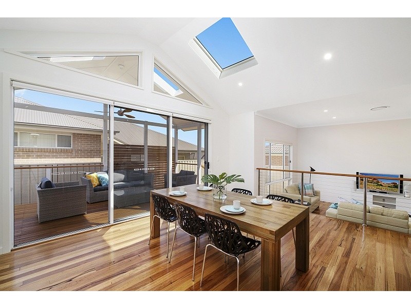 2/38 Wattle Street, East Gosford NSW 2250