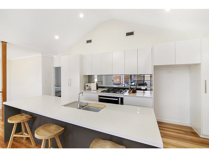 2/38 Wattle Street, East Gosford NSW 2250