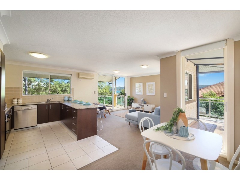 8/61 Henry Parry Drive, Gosford NSW 2250