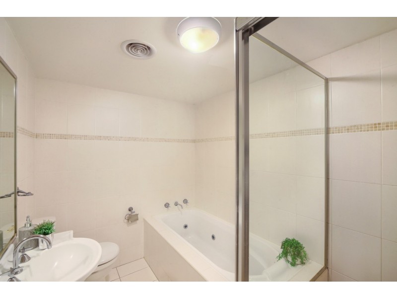 8/61 Henry Parry Drive, Gosford NSW 2250