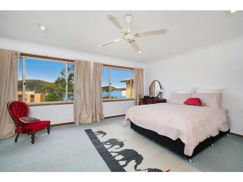 26 Caroline Street, East Gosford NSW 2250