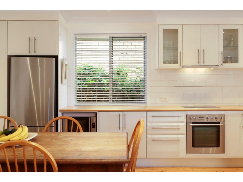 37 Elizabeth Street, Wyoming NSW 2250