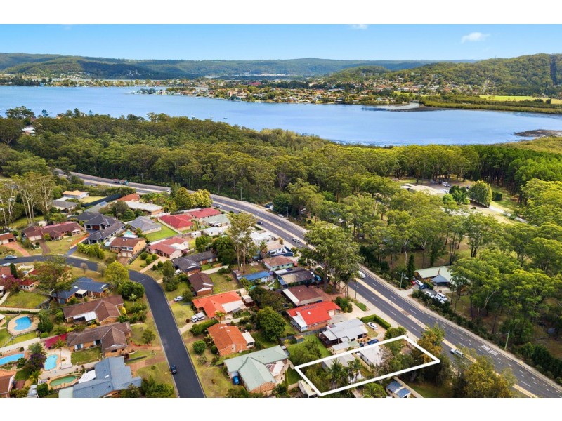 110 Avoca Drive, Green Point NSW 2251