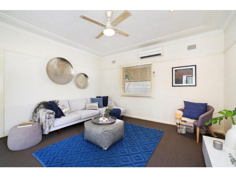 110 Avoca Drive, Green Point NSW 2251