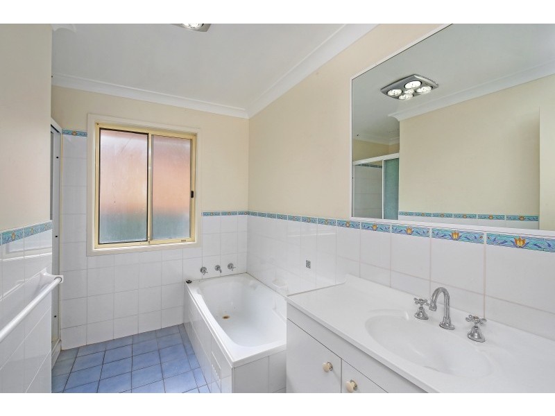 26A Katherine Crescent, Green Point NSW 2251