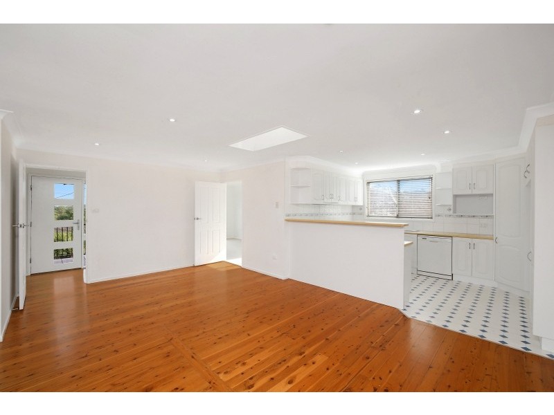 31 Macgregor Street, Wyoming NSW 2250