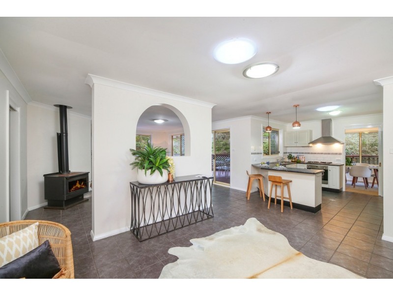 6 Ethel Close, Narara NSW 2250