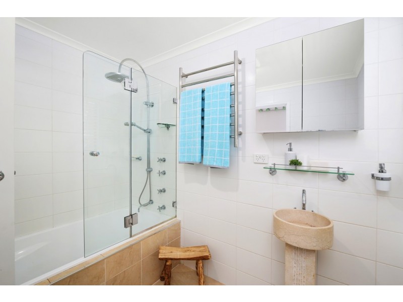 534 The Entrance Road, Erina Heights NSW 2260