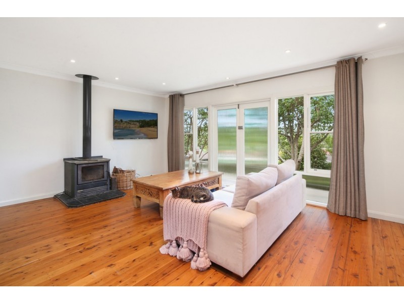 15 Wallarah Street, Lisarow NSW 2250
