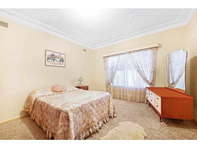 26 Russell Street, East Gosford NSW 2250