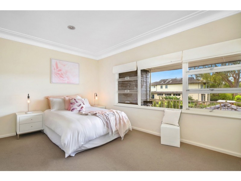 83 Albany Street, Point Frederick NSW 2250