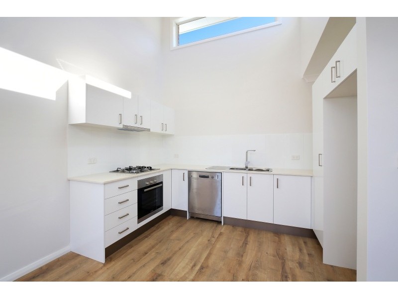 3/2a Lushington Street, East Gosford NSW 2250