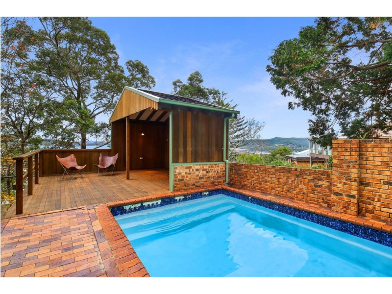 17 Bay View Avenue, East Gosford NSW 2250