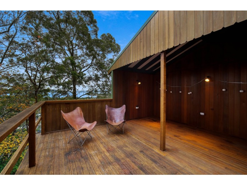 17 Bay View Avenue, East Gosford NSW 2250