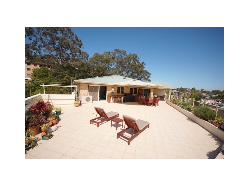 12/2-4 Mulkarra Avenue, Gosford NSW 2250