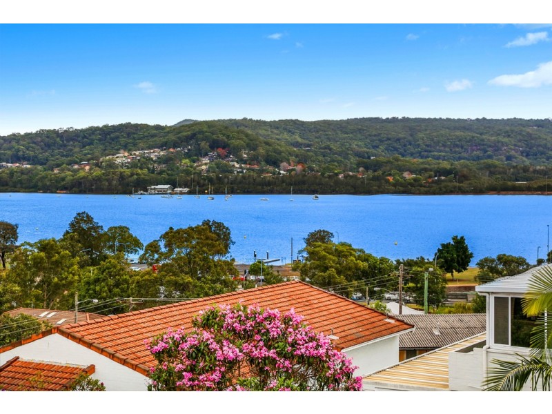 6/1 Joseph Lloyd Close, Gosford NSW 2250