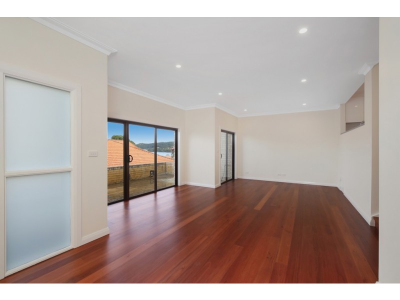 6/1 Joseph Lloyd Close, Gosford NSW 2250