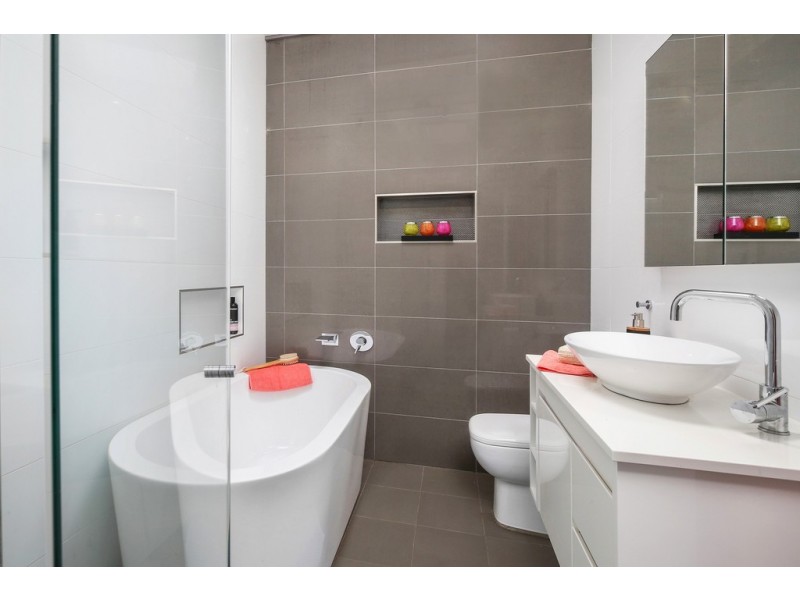 27 Turpentine Street, Wyoming NSW 2250