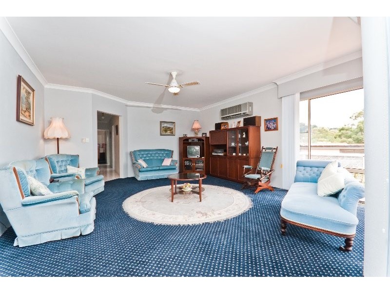 10/9-13 Kurrawa Avenue, Point Clare NSW 2250