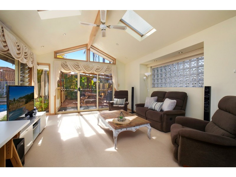 2 Eggeling Street, Terrigal NSW 2260