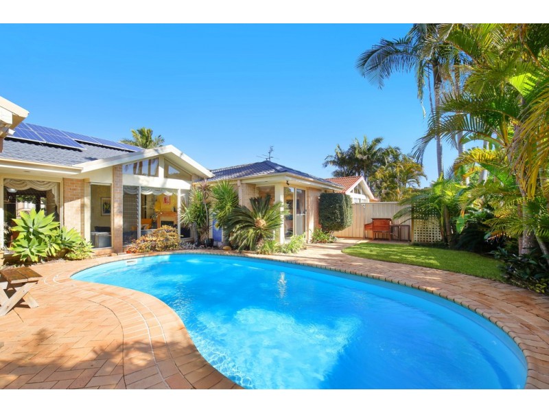 2 Eggeling Street, Terrigal NSW 2260