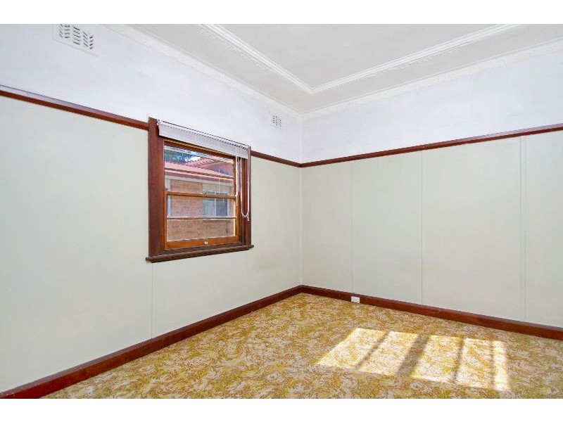 37 Hills Street, Gosford NSW 2250