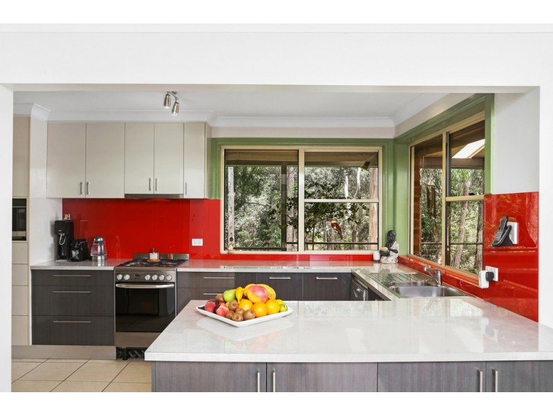 8 The Outlook, North Gosford NSW 2250