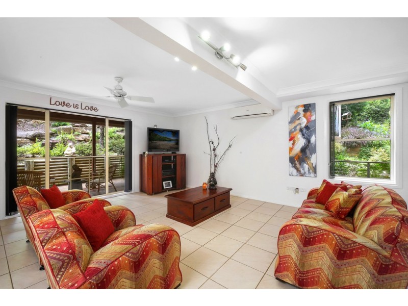 8 The Outlook, North Gosford NSW 2250