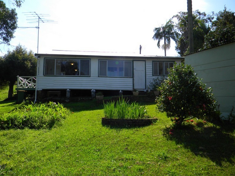 49 Caroline Street, East Gosford NSW 2250