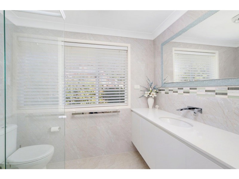 40 Pierce Street, Niagara Park NSW 2250