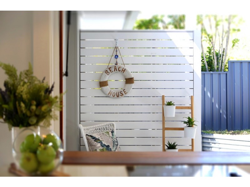 1 Merideth Place, Green Point NSW 2251