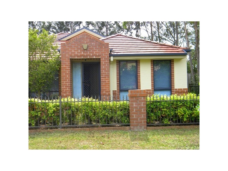 12 Wingello Crescent, Wyoming NSW 2250