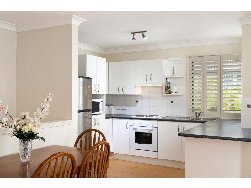 2/38-40 York Street, East Gosford NSW 2250