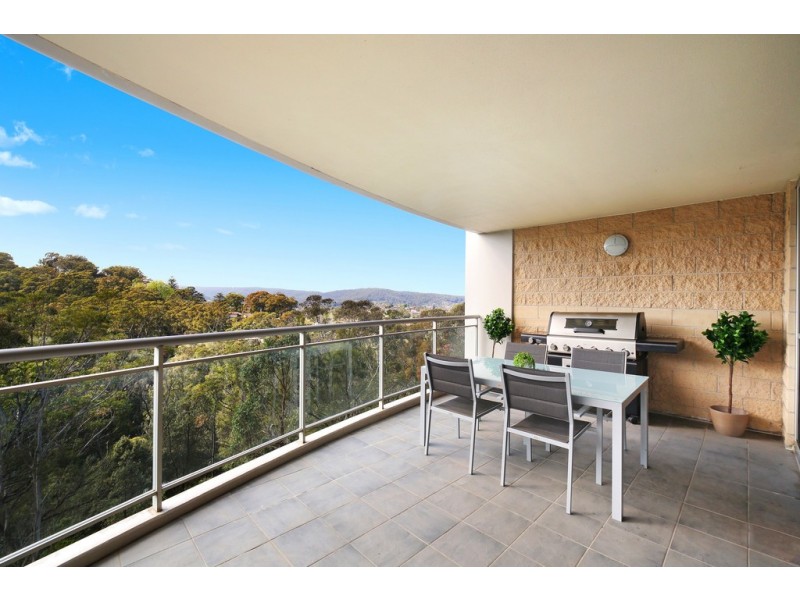 134/80 John Whiteway Drive, Gosford NSW 2250