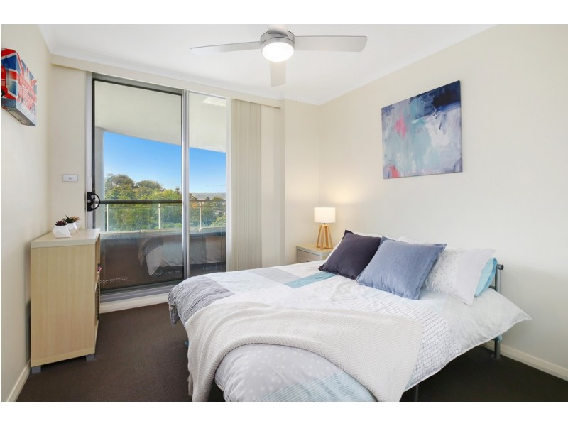 134/80 John Whiteway Drive, Gosford NSW 2250