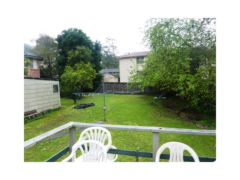 3 Moore Street, West Gosford NSW 2250