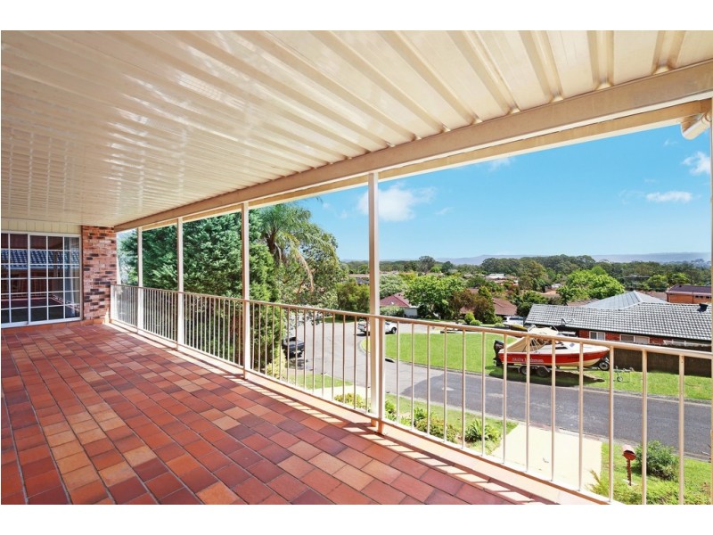 32 White Cedar Close, Green Point NSW 2251