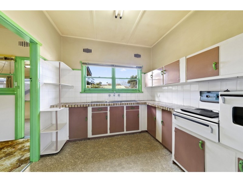 15 Brougham Street, East Gosford NSW 2250